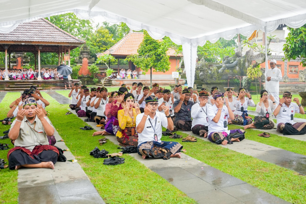 Seremonial Pengambilan Sumpah Jabatan dan Pelantikan Pejabat di Lingkungan Pemkab Badung